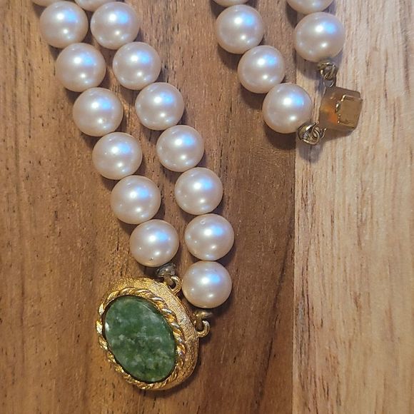 Vintage Pearl Bracelet - Picture 4 of 4
